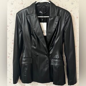 ▪️🖤Zara Faux Leather Blazer🖤▪️
